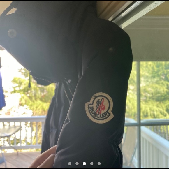 Navy Blue MONCLER Winter Coat - Picture 5 of 5